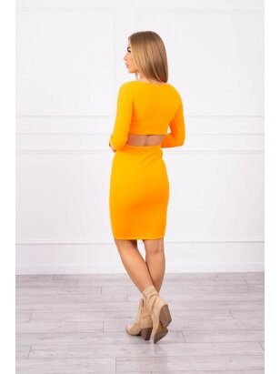 Neoninės oranžinės spalvos moteriškas kostiumėlis MOD693