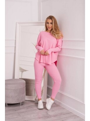 Šviesiai rožinės spalvos moteriškas kostiumėlis MOD1599