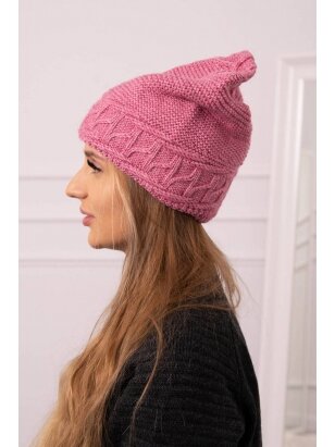 Tamsiai rožinės spalvos kepurė K338