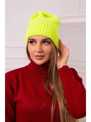 Neoninės žalios spalvos kepurė K333