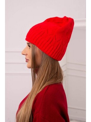 Raudonos spalvos kepurė K333