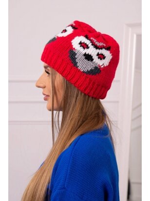 Raudonos spalvos kepurė K349