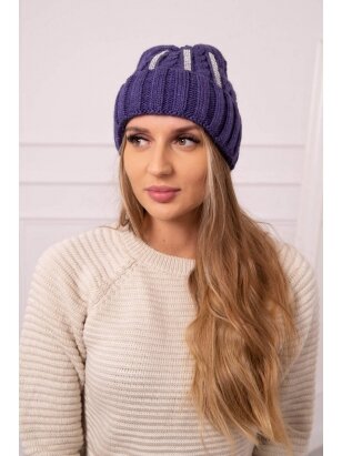 Violetinės spalvos kepurė K384