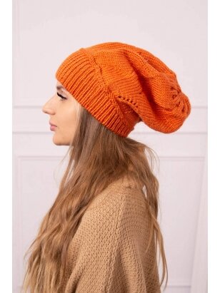 Oranžinės spalvos kepurė K371