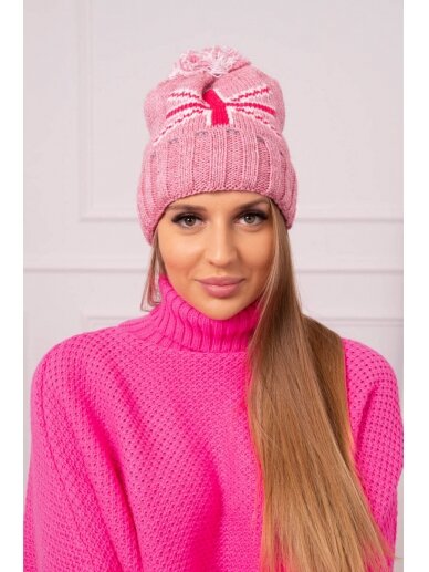 Tamsiai rožinės spalvos kepurė K386