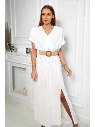Baltos spalvos suknelė su diržu MOD2190