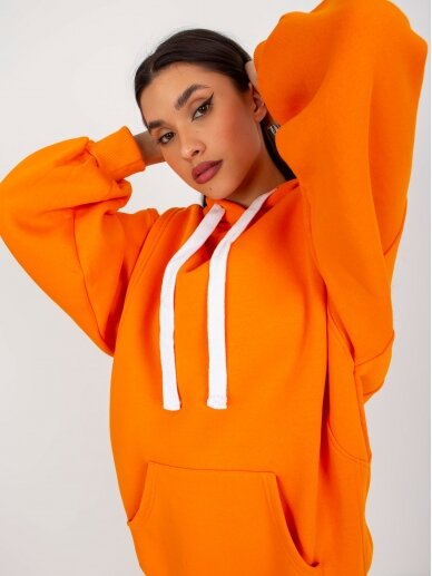 Oranžinės spalvos džemperis MOD2173 1