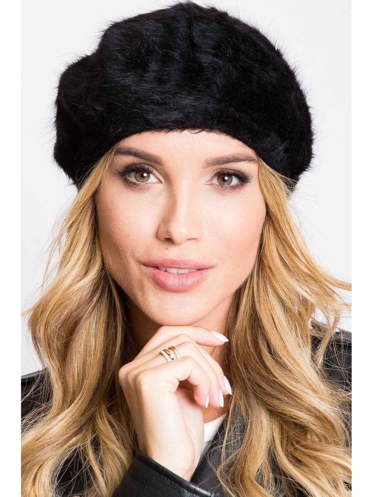 Juoda kepurė MOD1556 GP