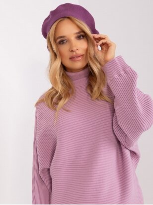 Violetinės spalvos kepurė MOD2399