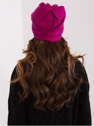 Rožinės spalvos kepurė KP0057