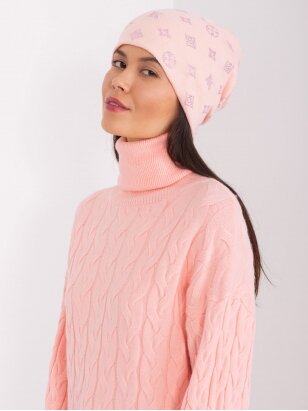 Šviesiai rožinės spalvos kepurė MOD2436