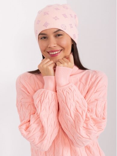 Šviesiai rožinės spalvos kepurė MOD2436 2