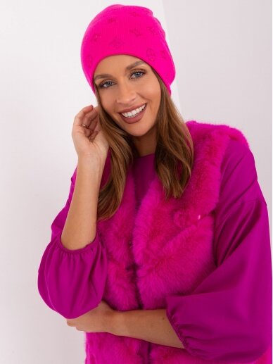 Rožinės spalvos kepurė MOD2436