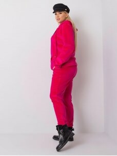 Rožinės spalvos veliūrinis kostiumėlis MOD832