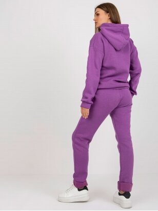Violetinės spalvos sportinis kostiumas MOD2342