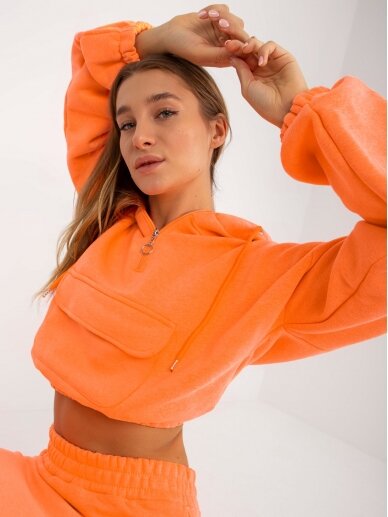 Neoninės oranžinės spalvos moteriškas kostiumėlis MOD1653 1