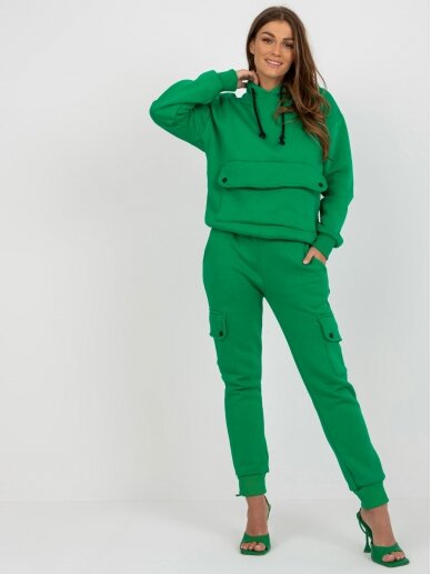 Žalios spalvos sportinis kostiumas MOD2260 2