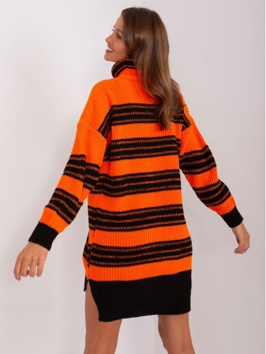 Oranžinės dryžuotas megztinis MOD2416 1