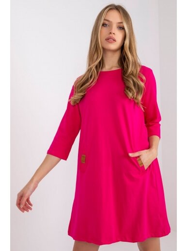 Rožinės spalvos suknelė MOD1327