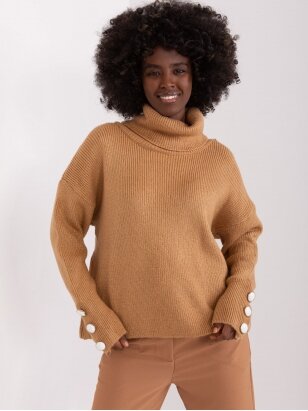 Šviesiai rudos spalvos megztinis MGZ0082
