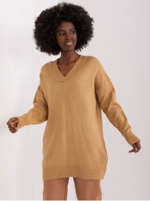 Šviesiai rudos spalvos megztinis MGZ0093