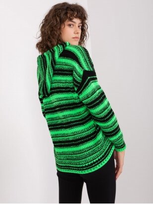 Juodos ir žalios spalvos megztinis MGZ0098