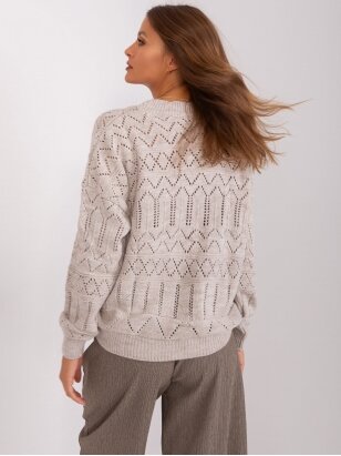 Smėlinės spalvos megztinis MGZ0105