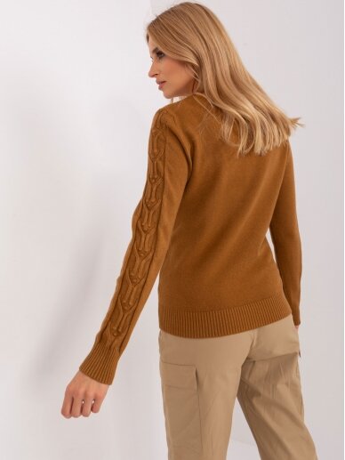 Šviesiai rudos spalvos megztinis MGZ0052 2
