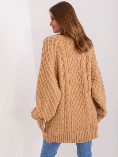 Šviesiai rudos spalvos megztinis MGZ0074 2