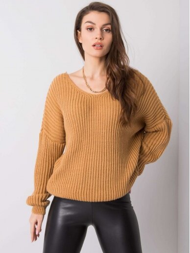 Šviesiai rudos spalvos megztinis MGZ0299 1