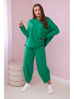 Žalios spalvos moteriškas kostiumėlis KST0015