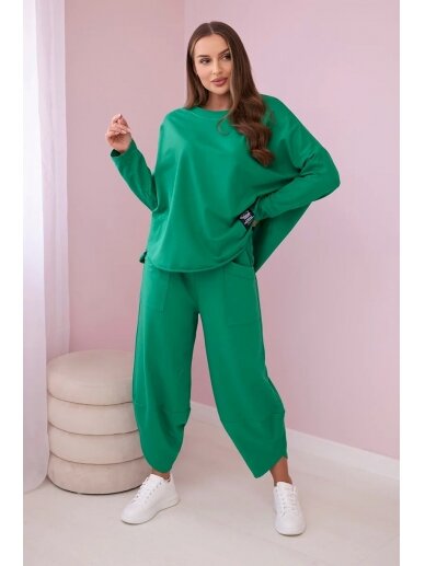 Žalios spalvos moteriškas kostiumėlis KST0015 1